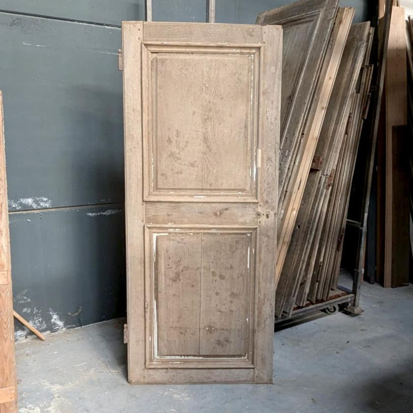 Antique stripped oak door 83x196cm