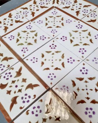 Earthenware tiles with frieze 4,2m² (4.2m²)