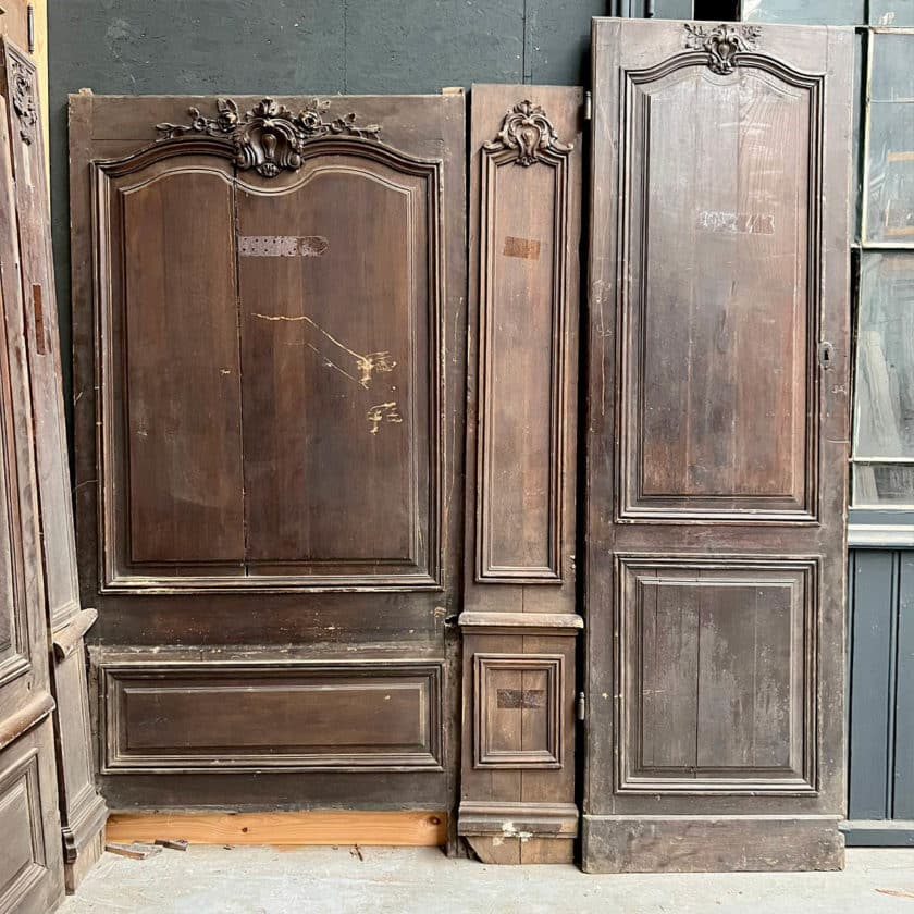 Boiserie en chêne style Louis XV, 10m linéaire