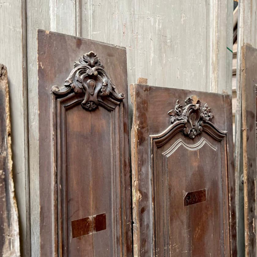 Boiserie en chêne style Louis XV, 10m linéaire