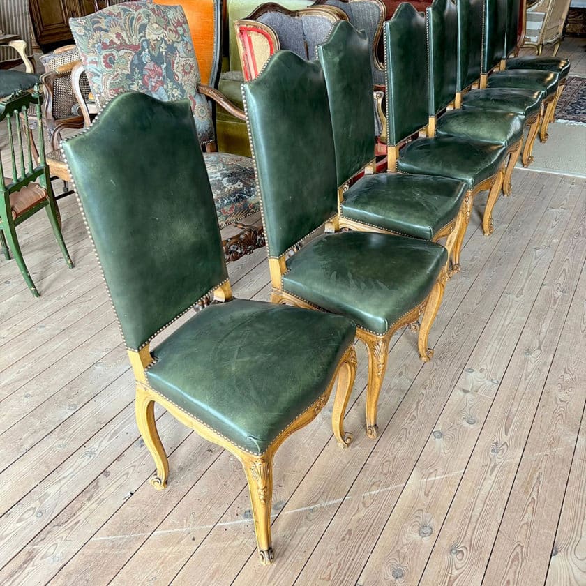 Set of Louis XV style chairs