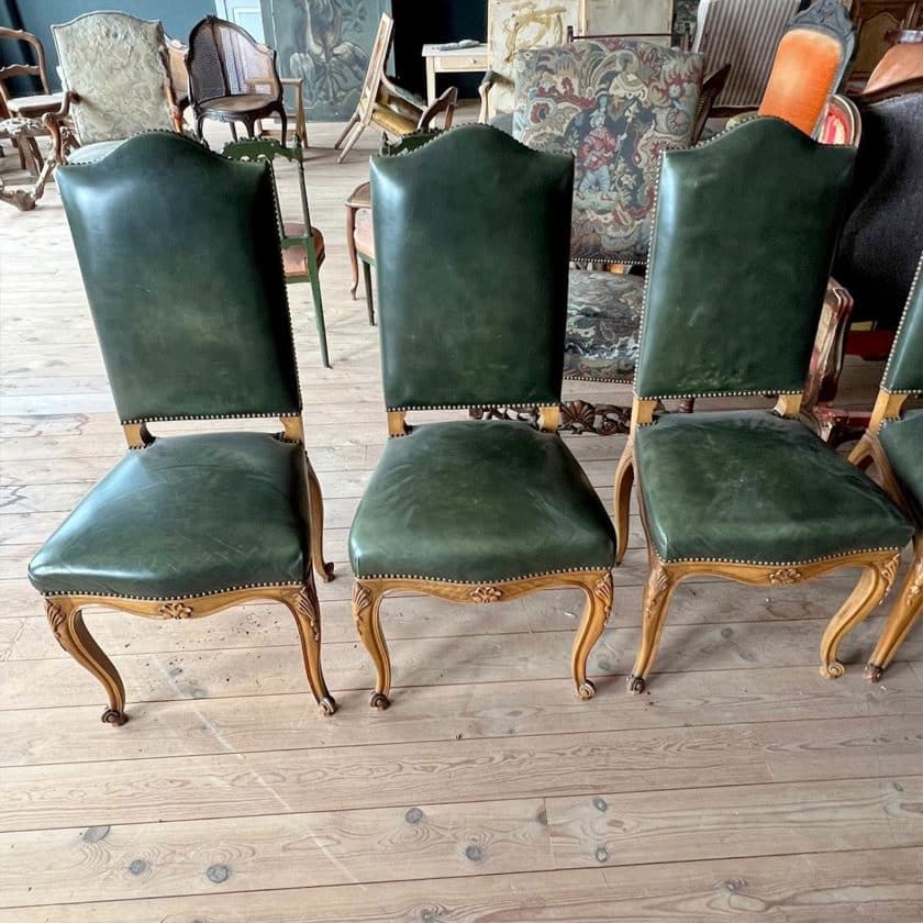 Set of Louis XV style chairs