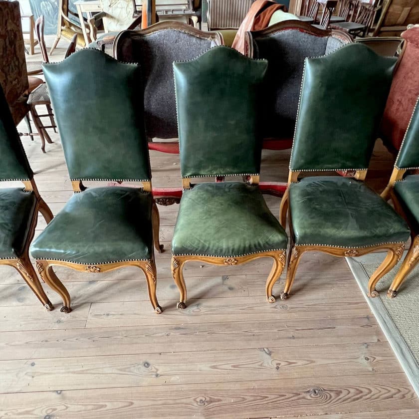 Set of Louis XV style chairs