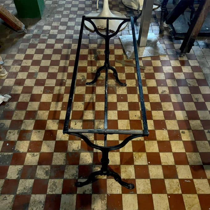 Double godin cast-iron base