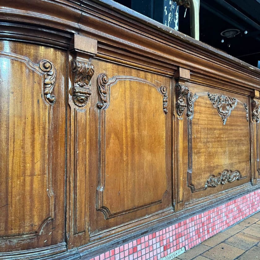 Louis XV-style bar counter, early 20th century