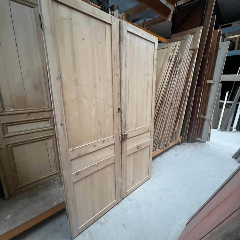 Pickled double cupboard door 158x244cm