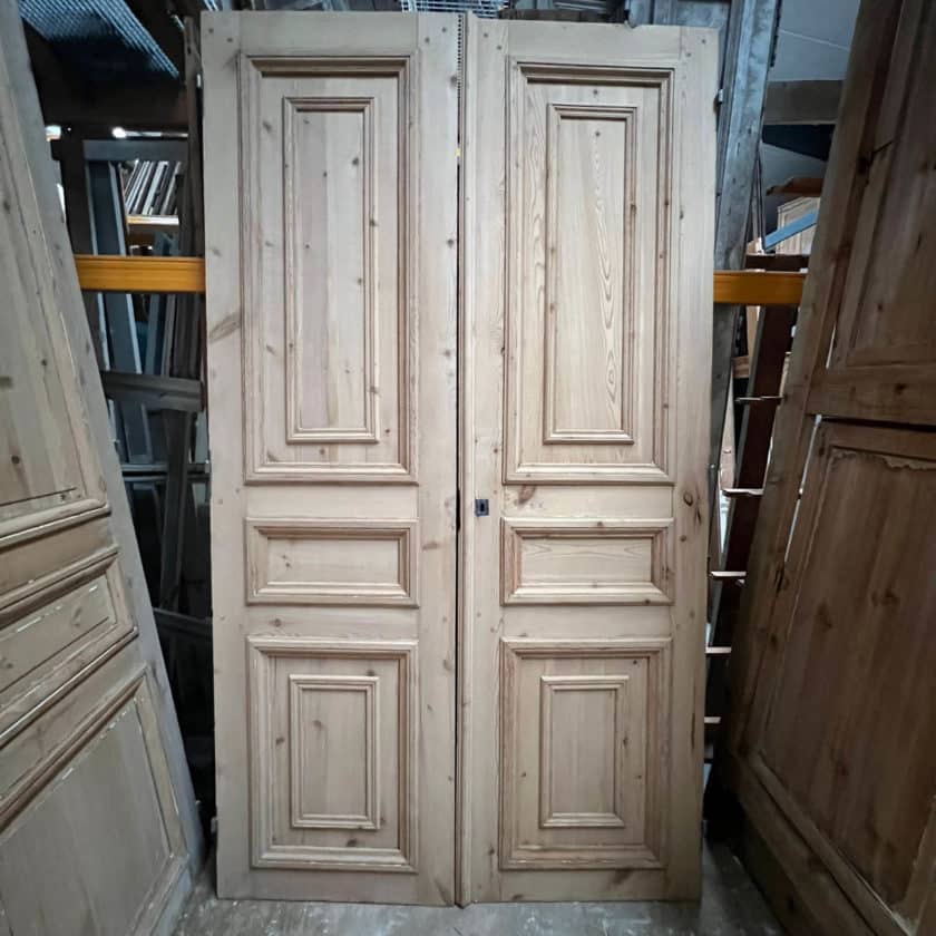 Pickled double cupboard door 120x218cm