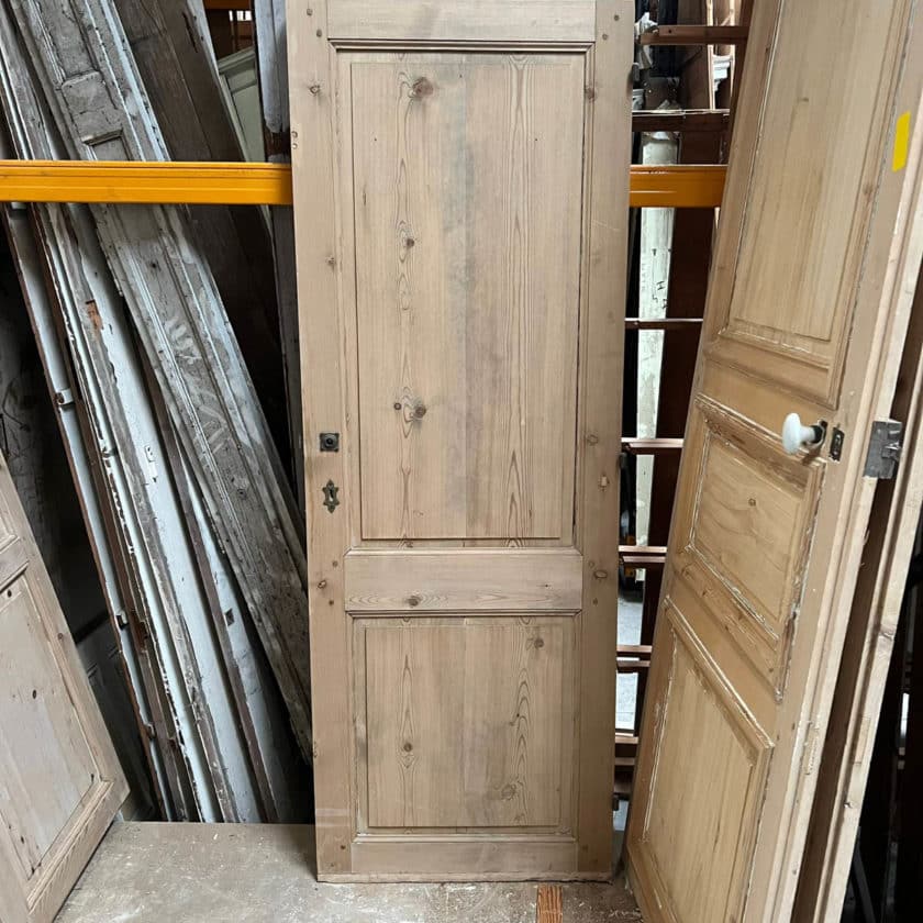 Stripped cupboard door 69x193cm