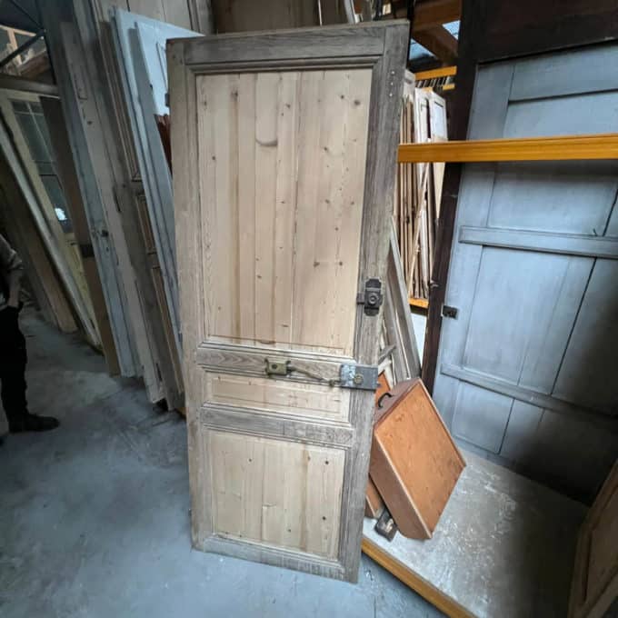 Antique stripped door 82x220 cm