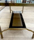 Table basse rectangulaire en Laiton avec bords verre miroir
