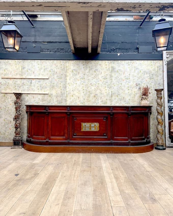 Bar counter circa 1900 front