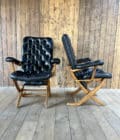 Paire de fauteuils au design élégant et confortable, parfaits pour ajouter une touche de charme et de raffinement à votre intérieur.