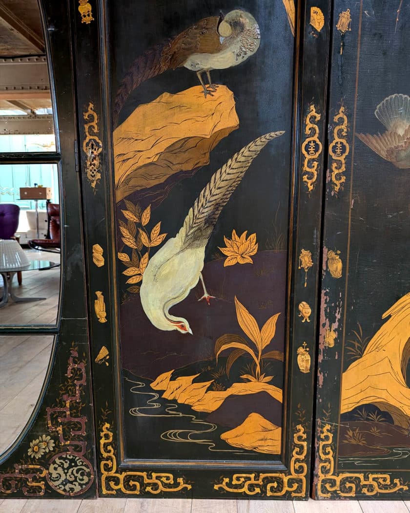 Set of painted panels with chinoiserie details