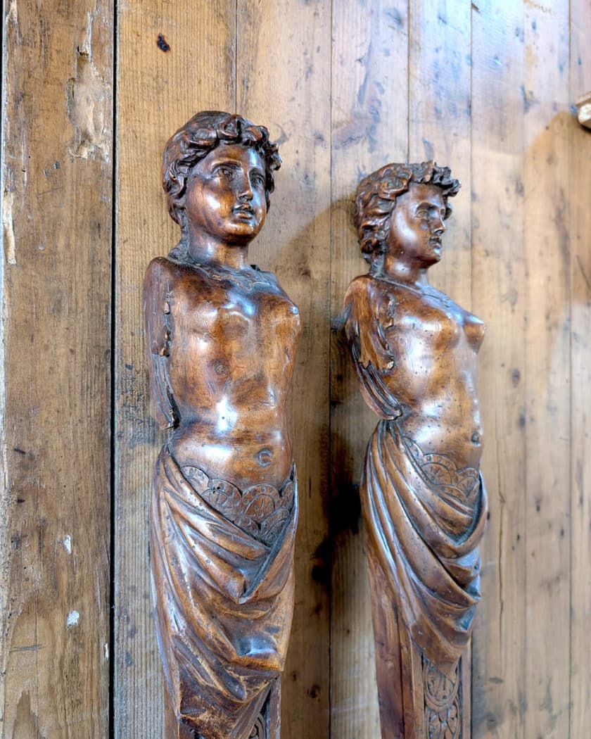 Pair of zoom 3 wooden caryatids