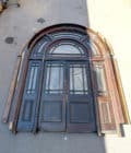 Grande porte de restaurant