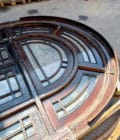 Grande porte de restaurant top back