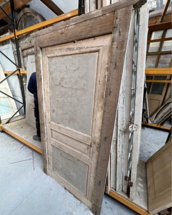 Cupboard door with frame 110x217cm