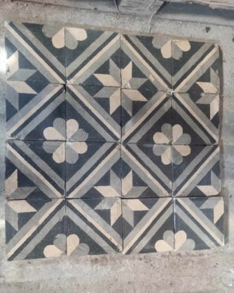 1.3m² cement tiles