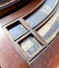 Grande porte de restaurant details