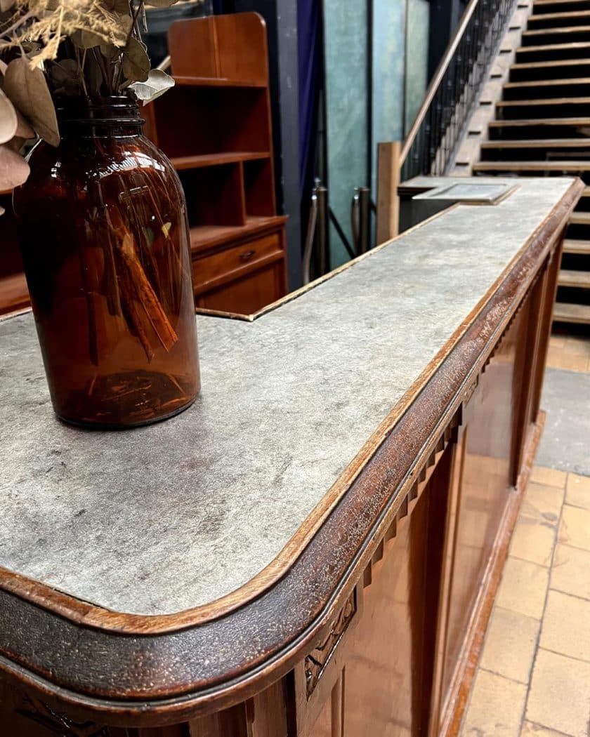 Bar avec façade en marqueterie des années 50 top