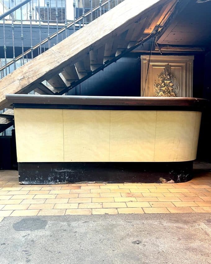 Formica bar from the 50s front
