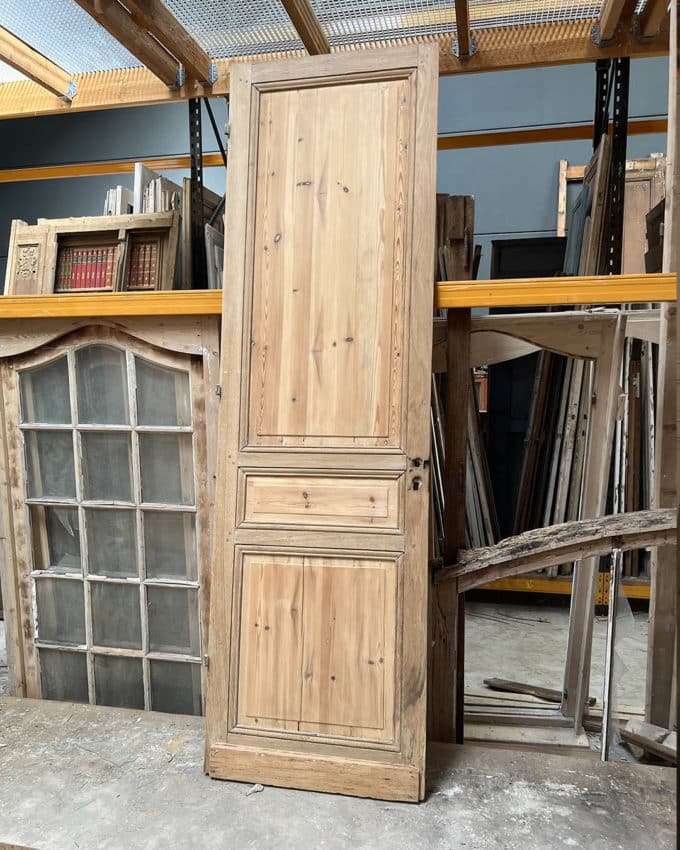 Stripped door 73x244cm