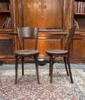Lot de 10 chaises de style Thonet