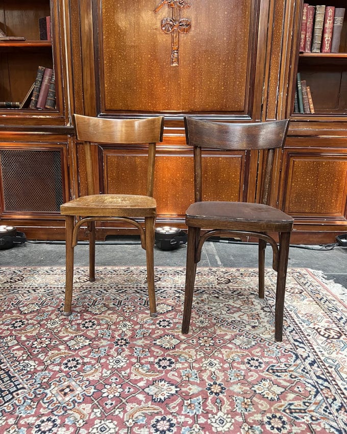 Lot de 45 chaises bistrot