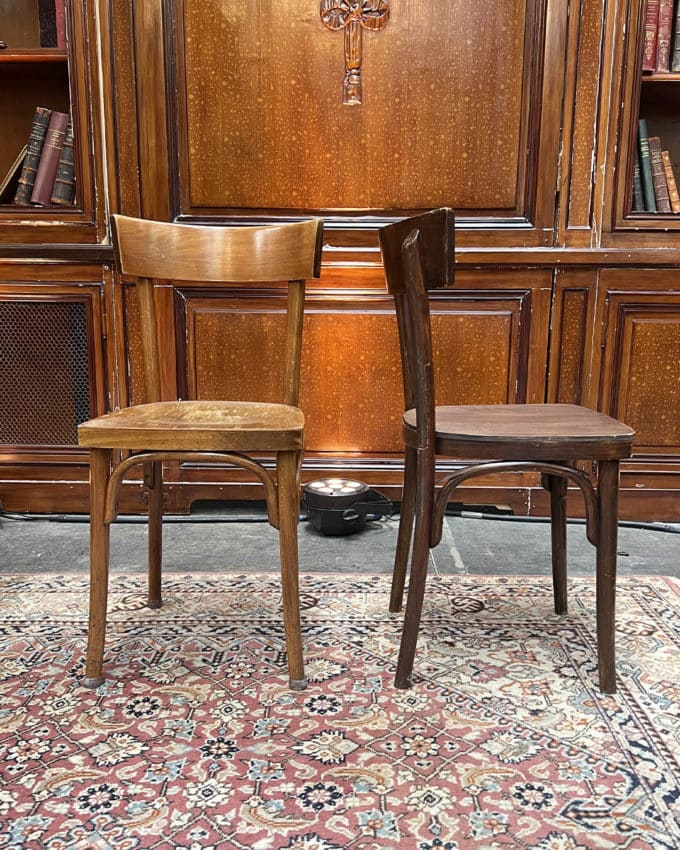 Lot de 45 chaises bistrot