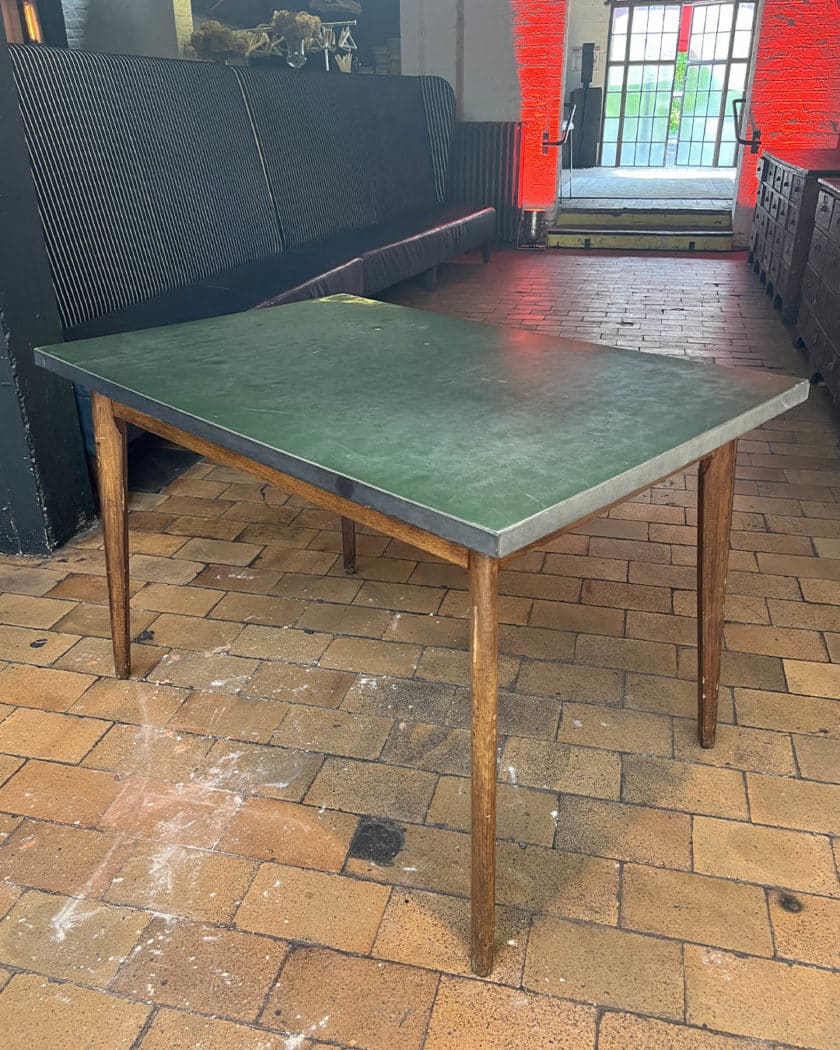 Tables Scandinave pied compas, plateau formica