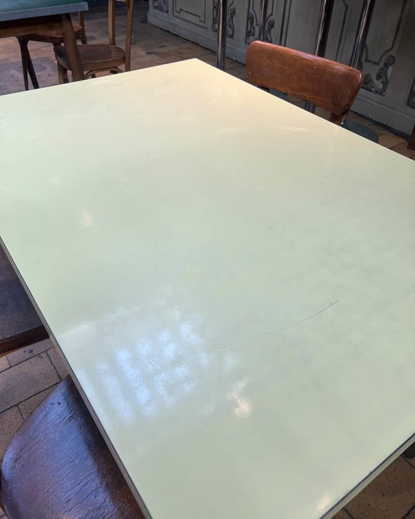 Tables Scandinave pied compas, plateau formica