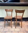 Chaise bistrot avec pied compas