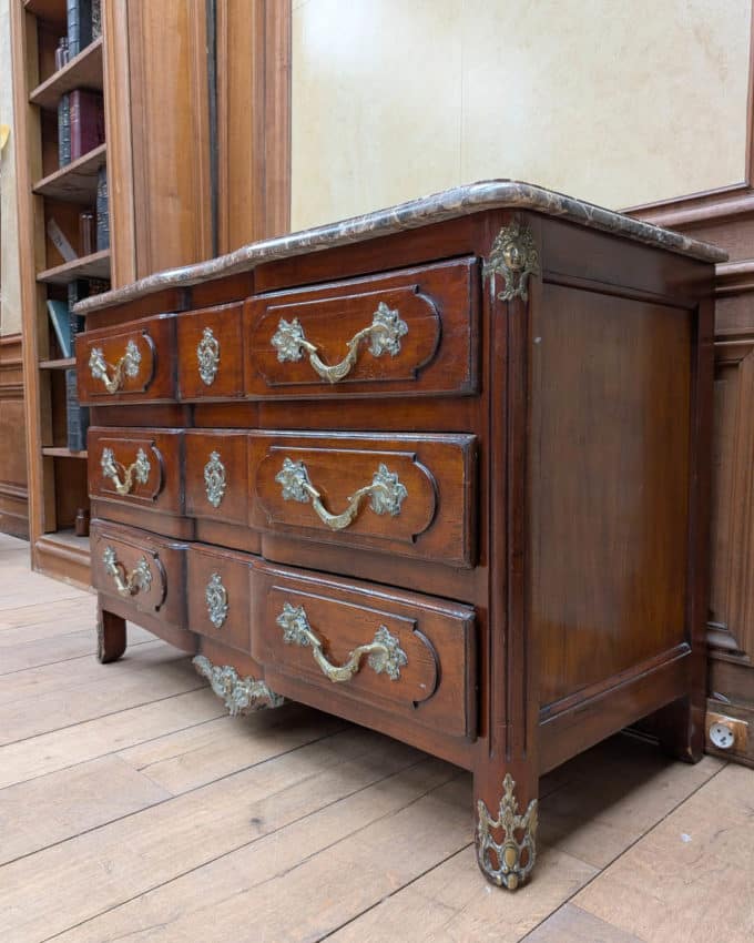 Commode En Bois Naturel Et Bois De Placage D’esprit Louis XV