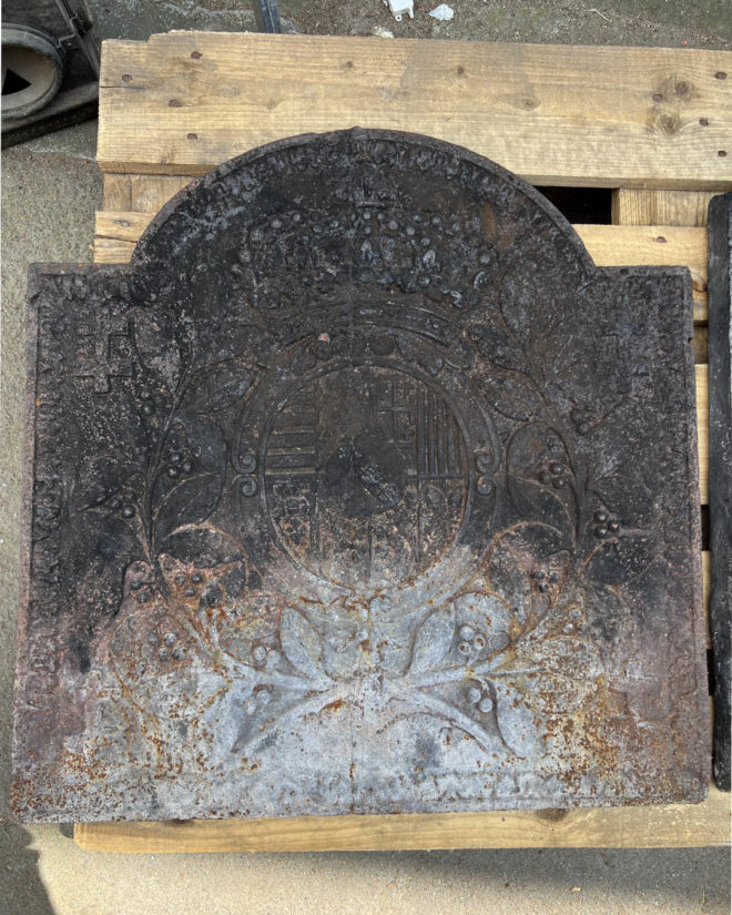 Antique fireback