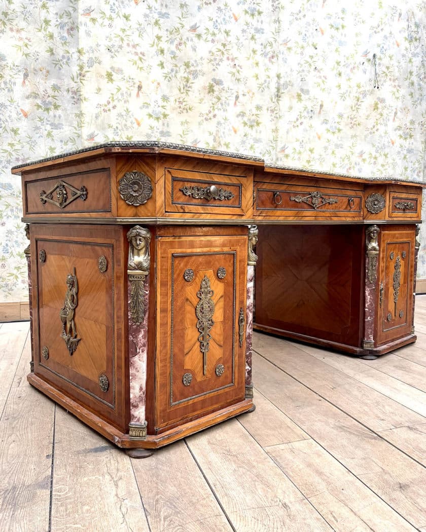 bureau 1930