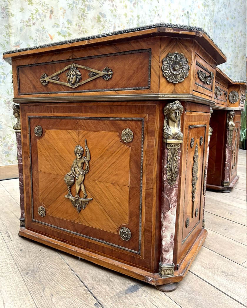 bureau 1930 side 1