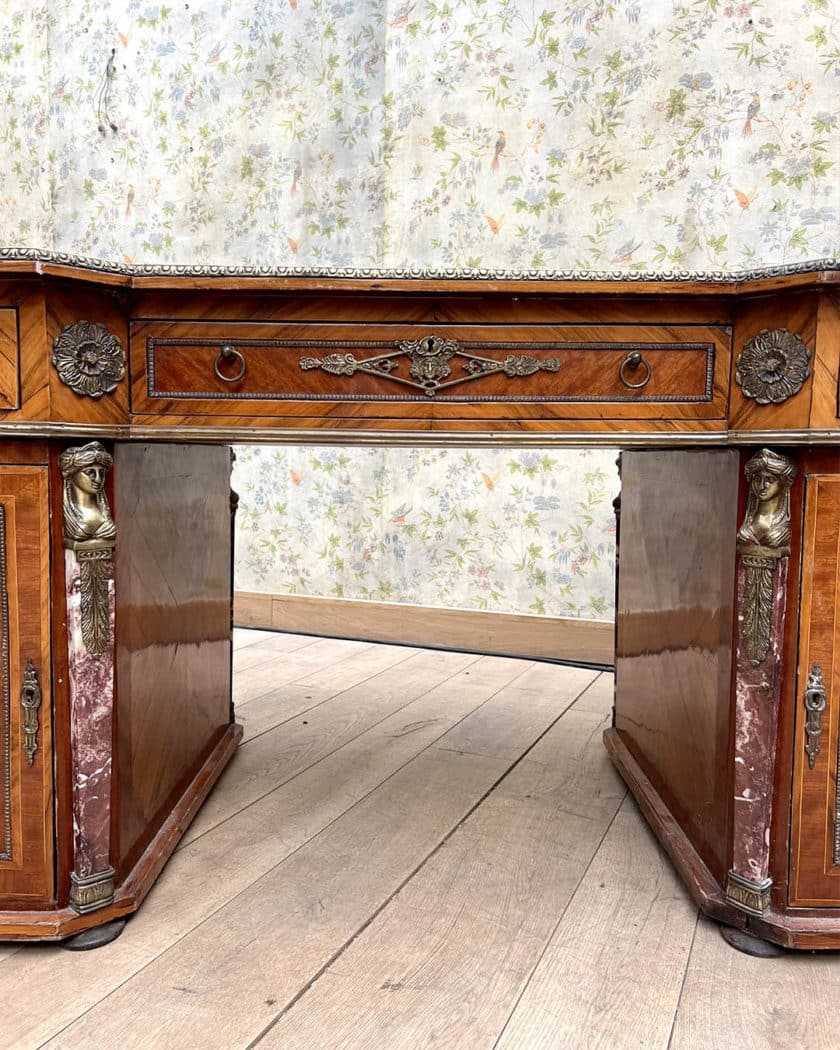 bureau 1930 details