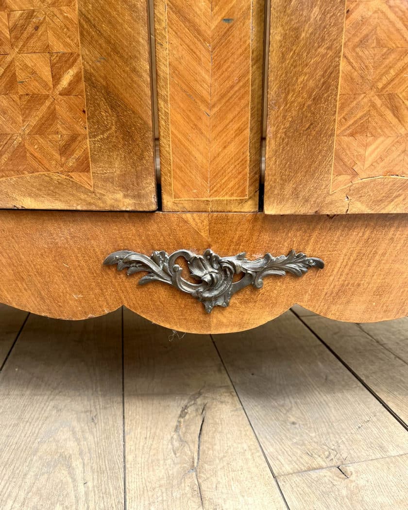 Louis XV style display case down