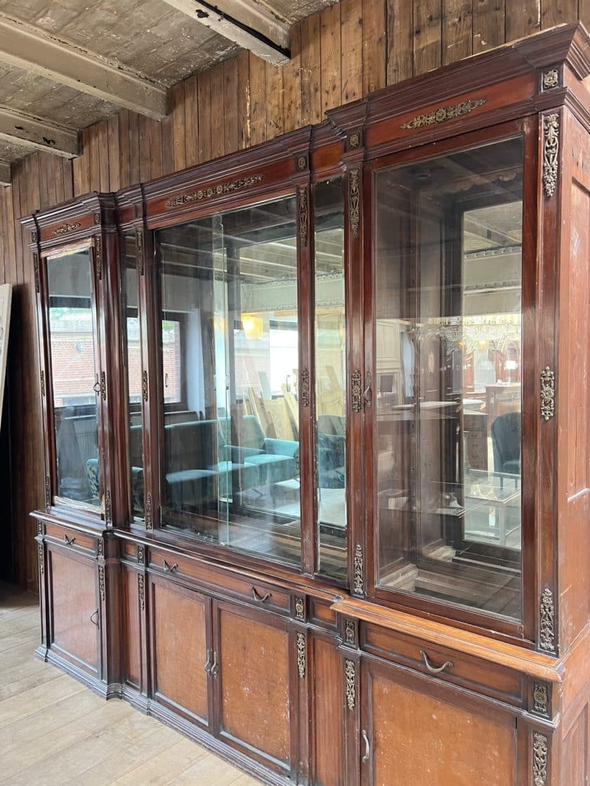 Vitrine de style Empire top