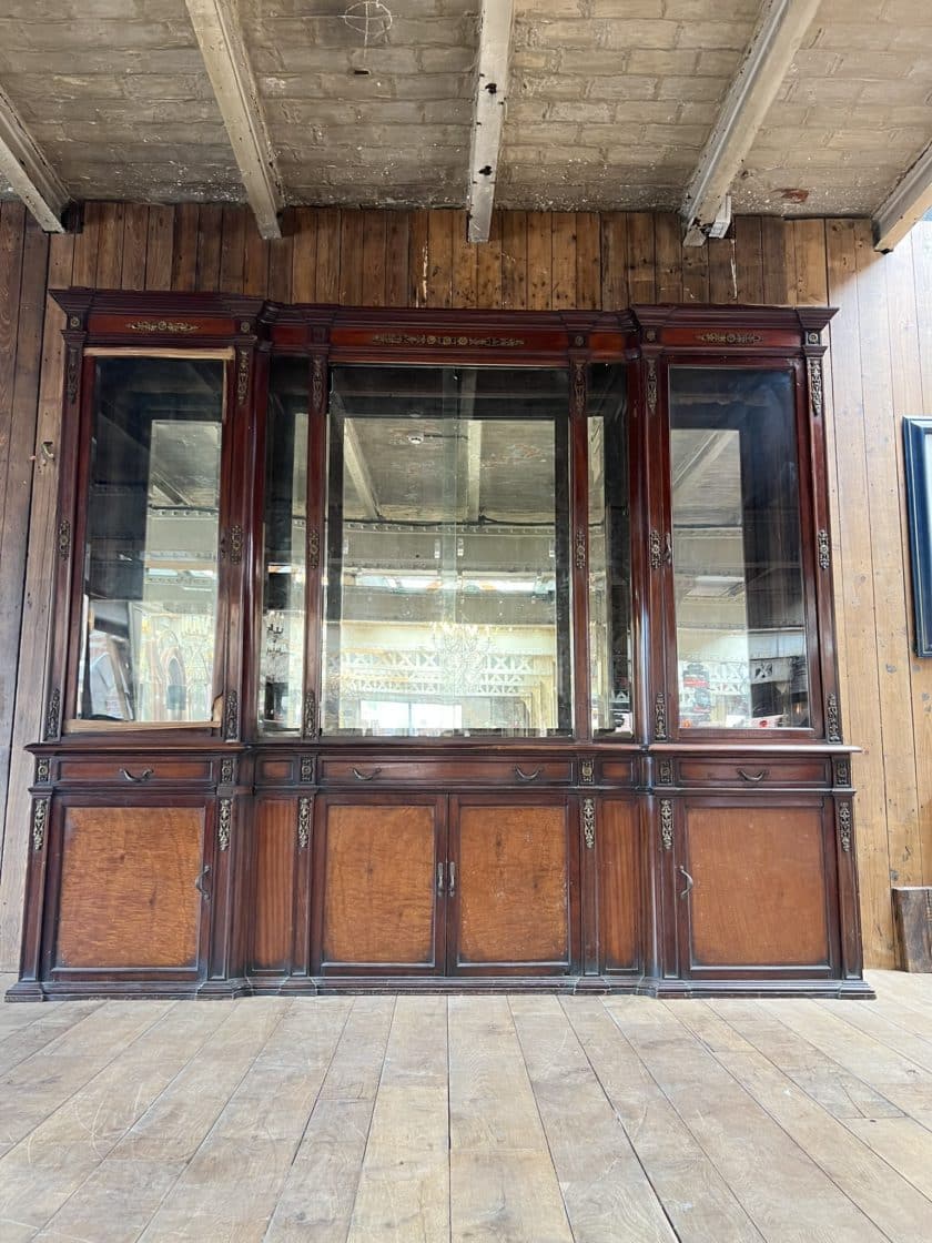 Vitrine de style Empire front