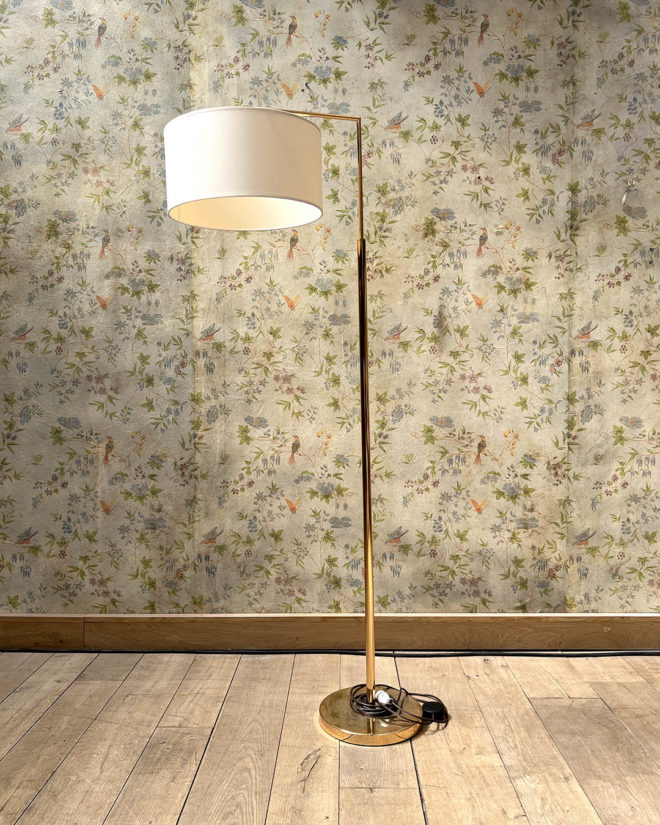 Lampadaire halogène en métal doré