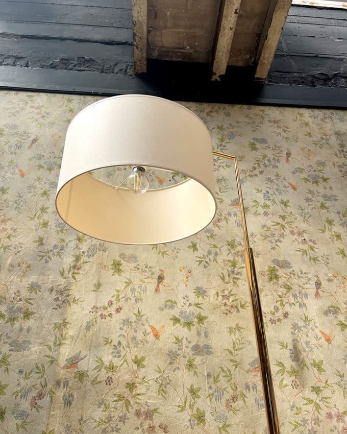 Lampadaire halogène en métal doré