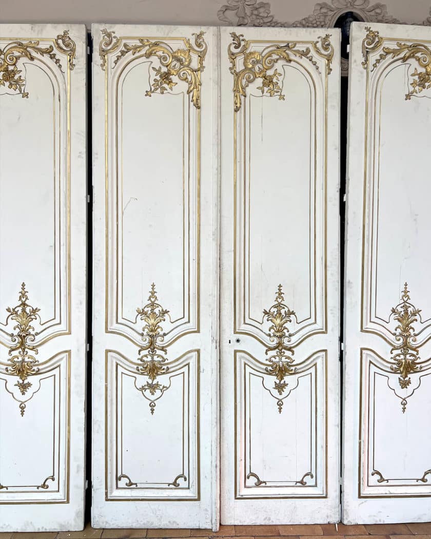 Lot de doubles portes d'esprit Louis XVI