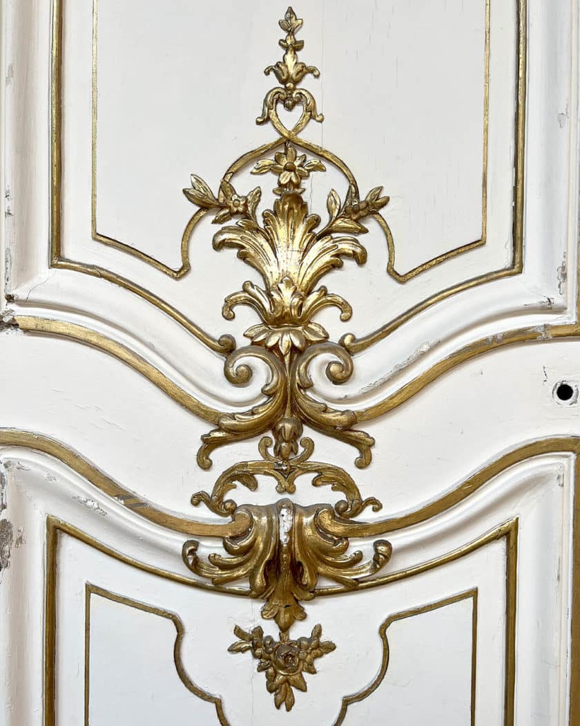 Lot de doubles portes d'esprit Louis XVI