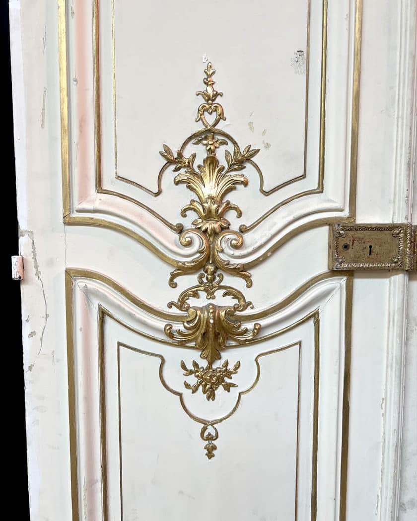 Lot de doubles portes d'esprit Louis XVI