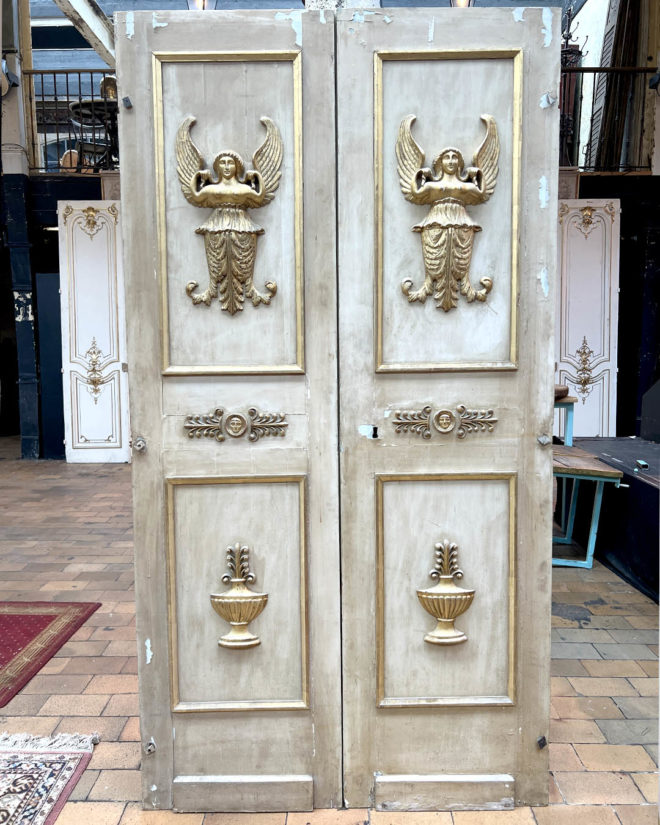 Empire-style double closet door