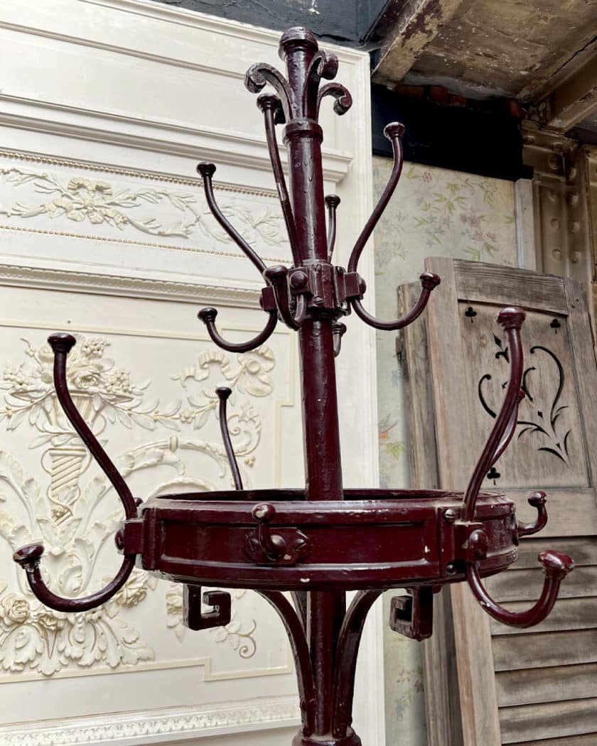 Porte manteau en fonte style Art nouveau