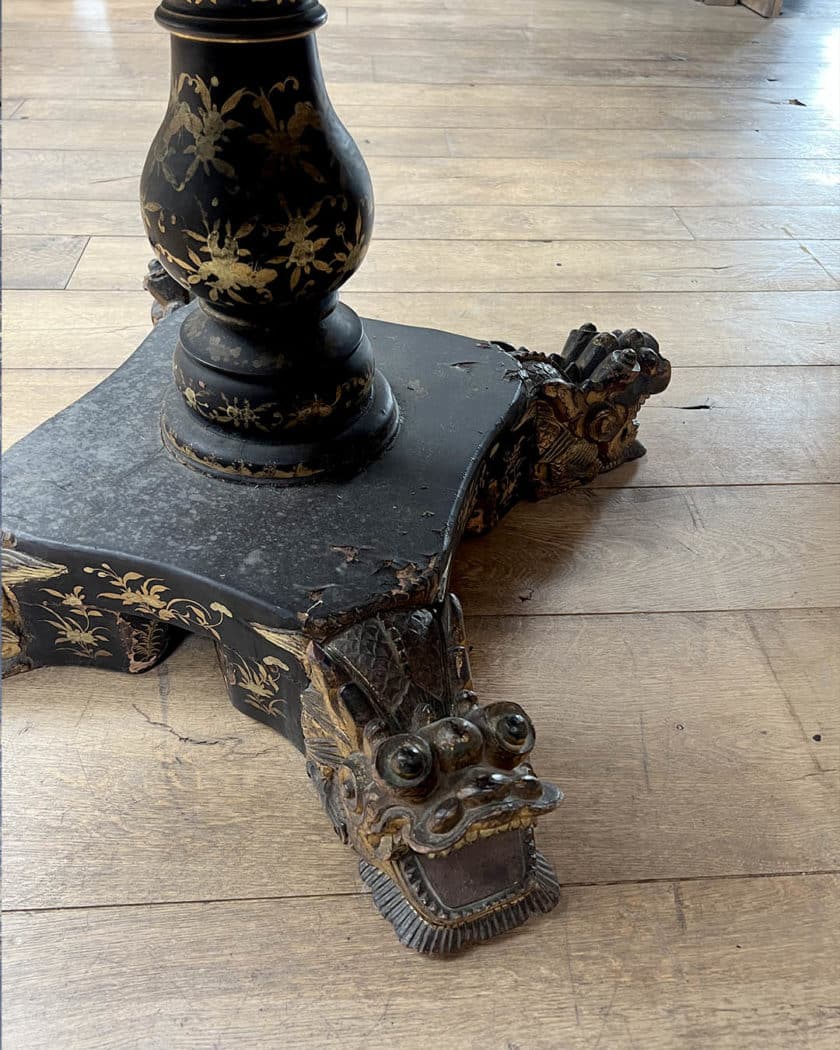 Table de jeu ancienne