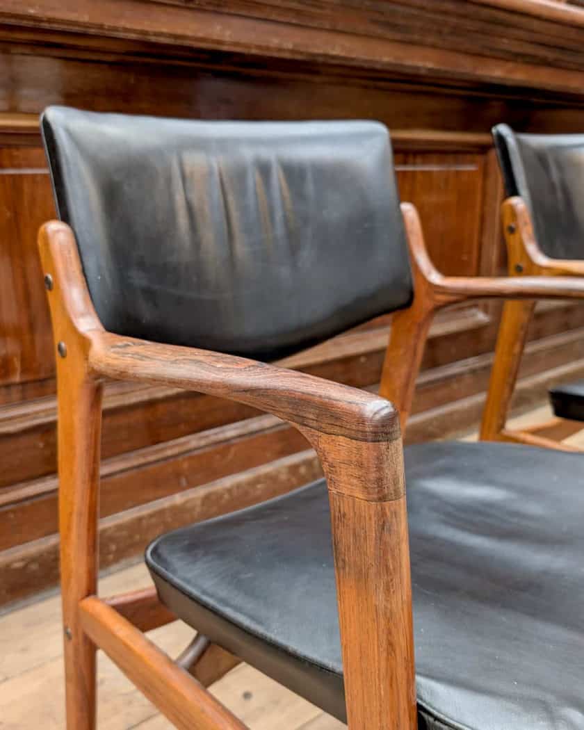 fauteuils par Gondo Gravese zoom 1