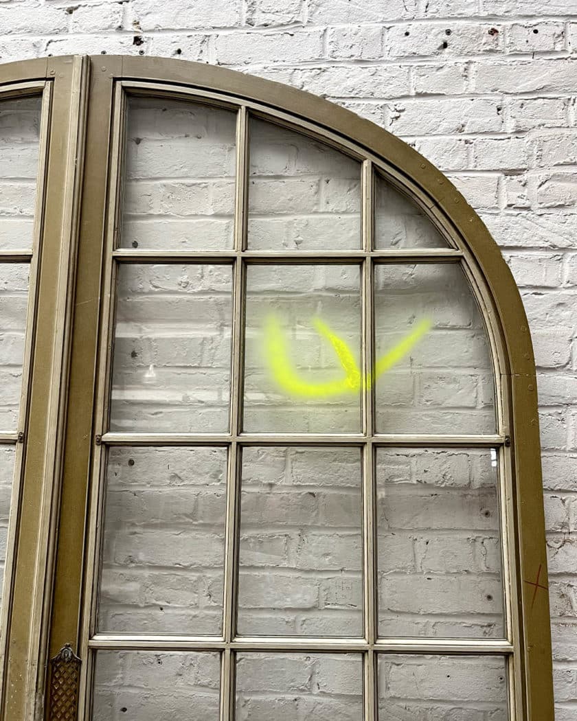 double rounded door 250x168 cm details